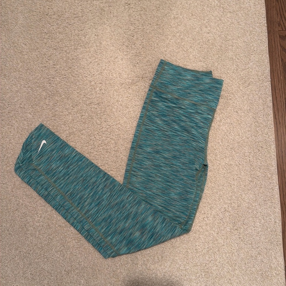 Nike Dri-Fit green leggings size large